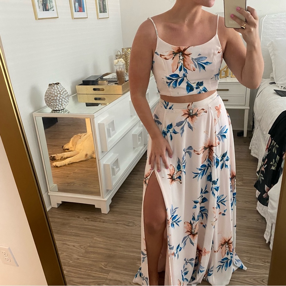 Lulu’s Barefoot at the Beach Light Peach Tropical Print Two-Piece Set